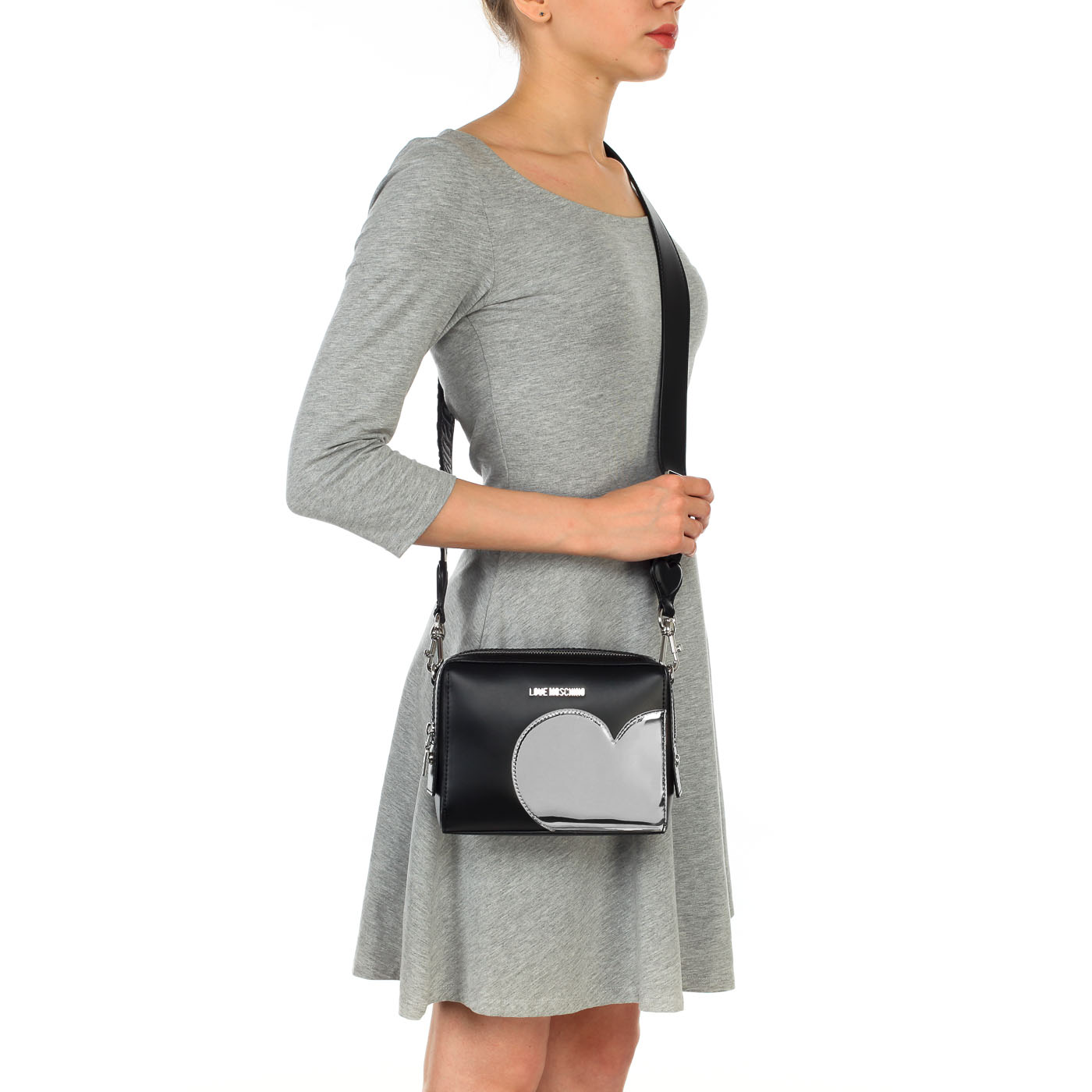 Маленькая черная сумка кросс-боди с серебряной аппликацией Love Moschino Gold heart