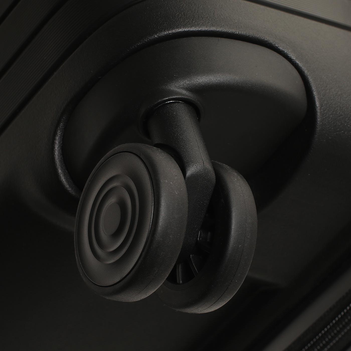 Чемодан Eberhart Eagle