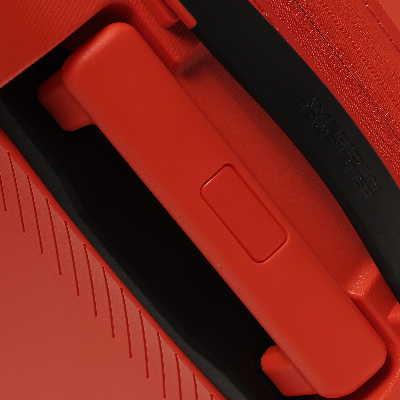 Чемодан для ручной клади  American Tourister Dashpop