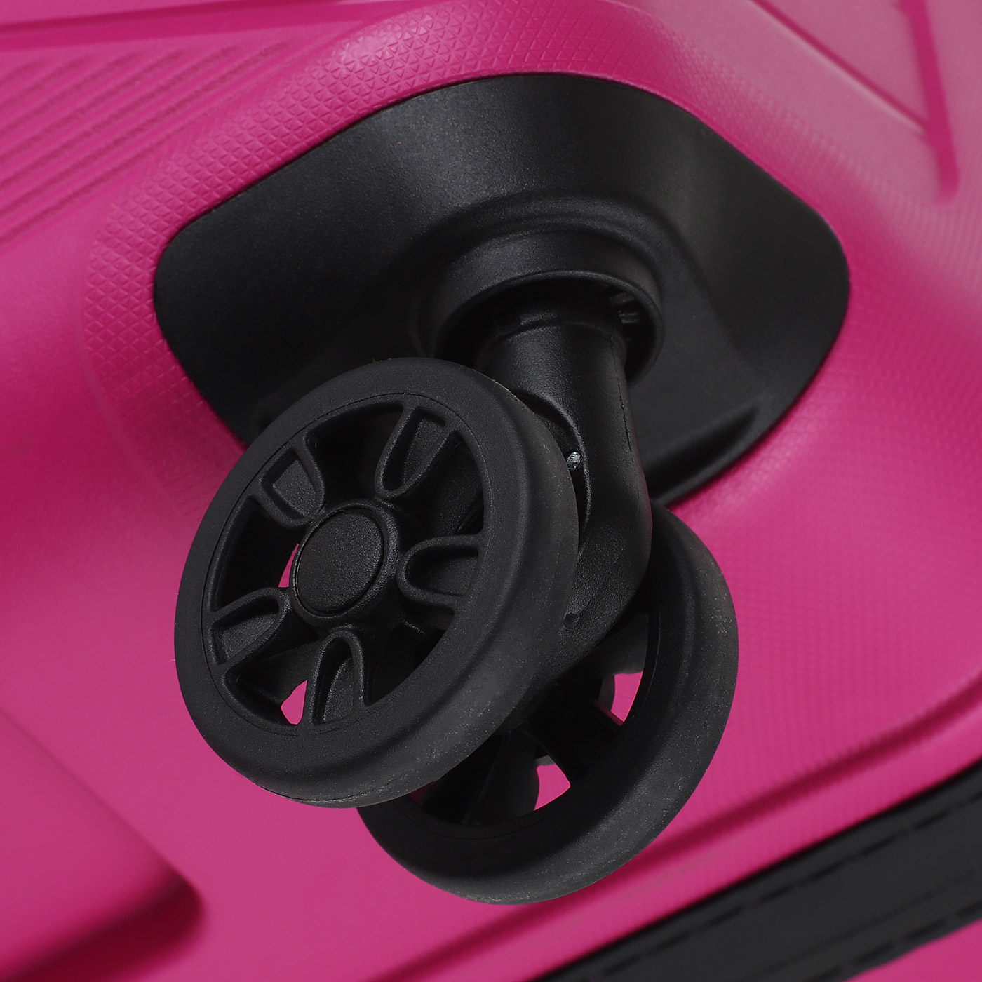 Чемодан American Tourister Airconic