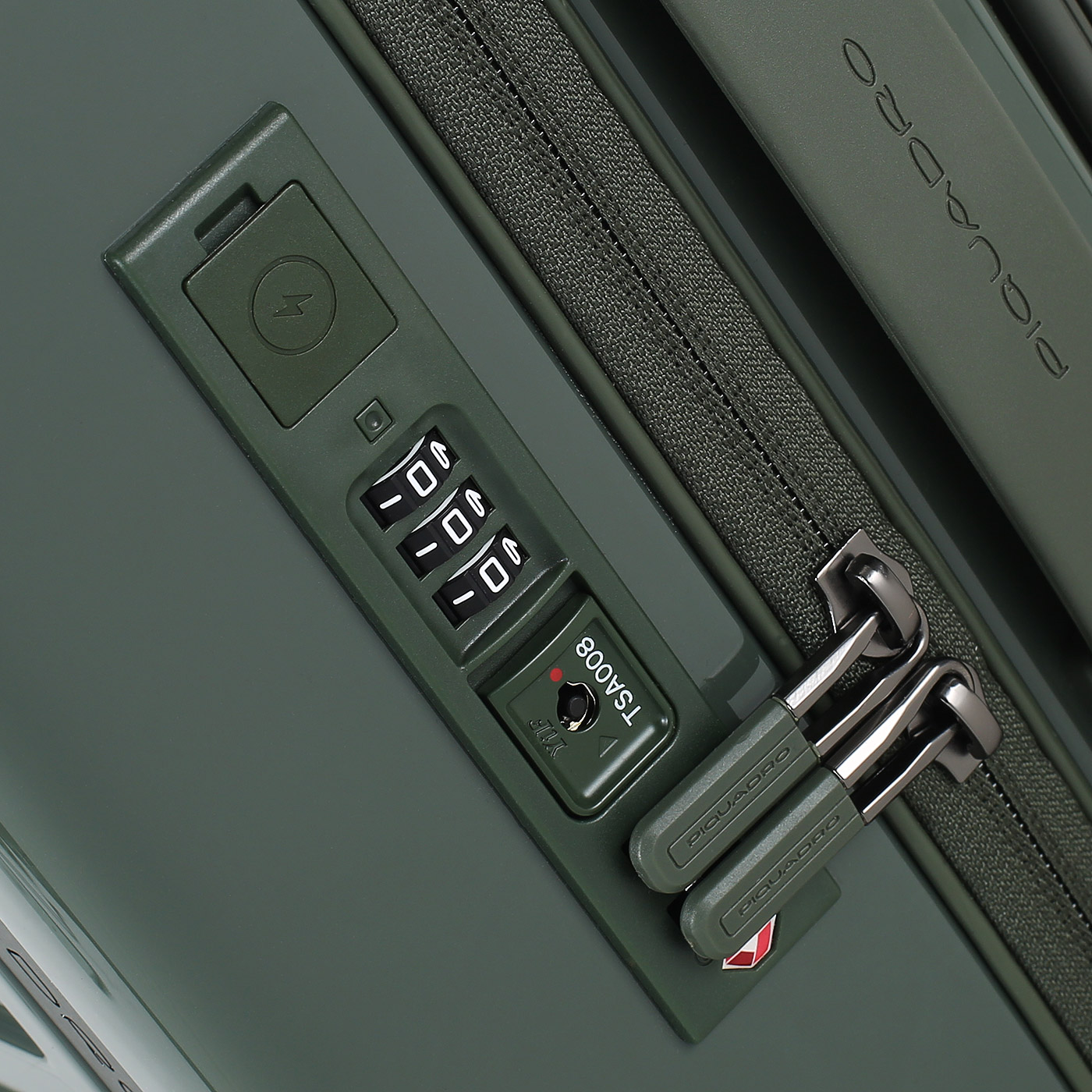 Чемодан на колесах Piquadro PQ Light