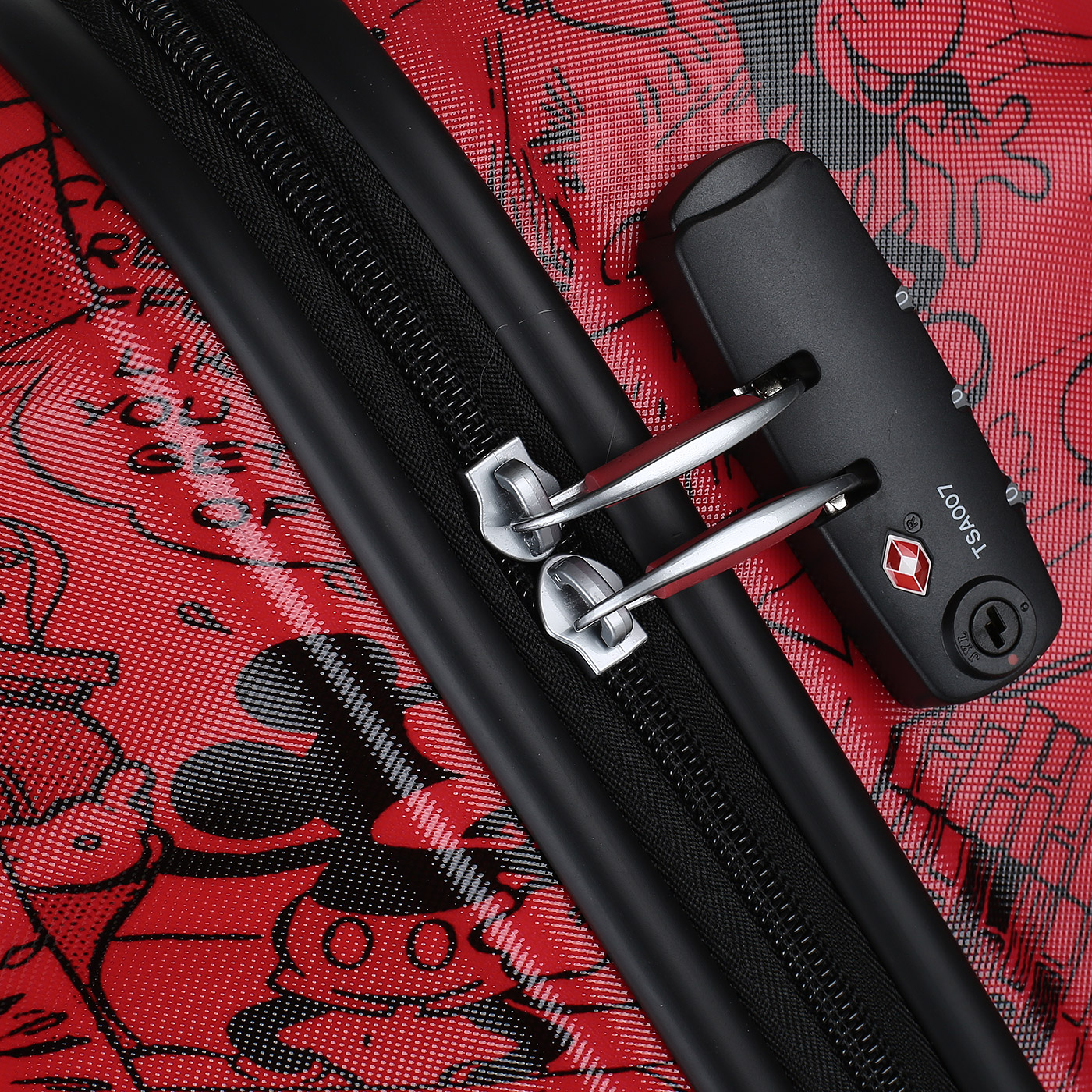 Чемодан для ручной клади из ABS-пластика с кодовым замком American Tourister Disney Legends