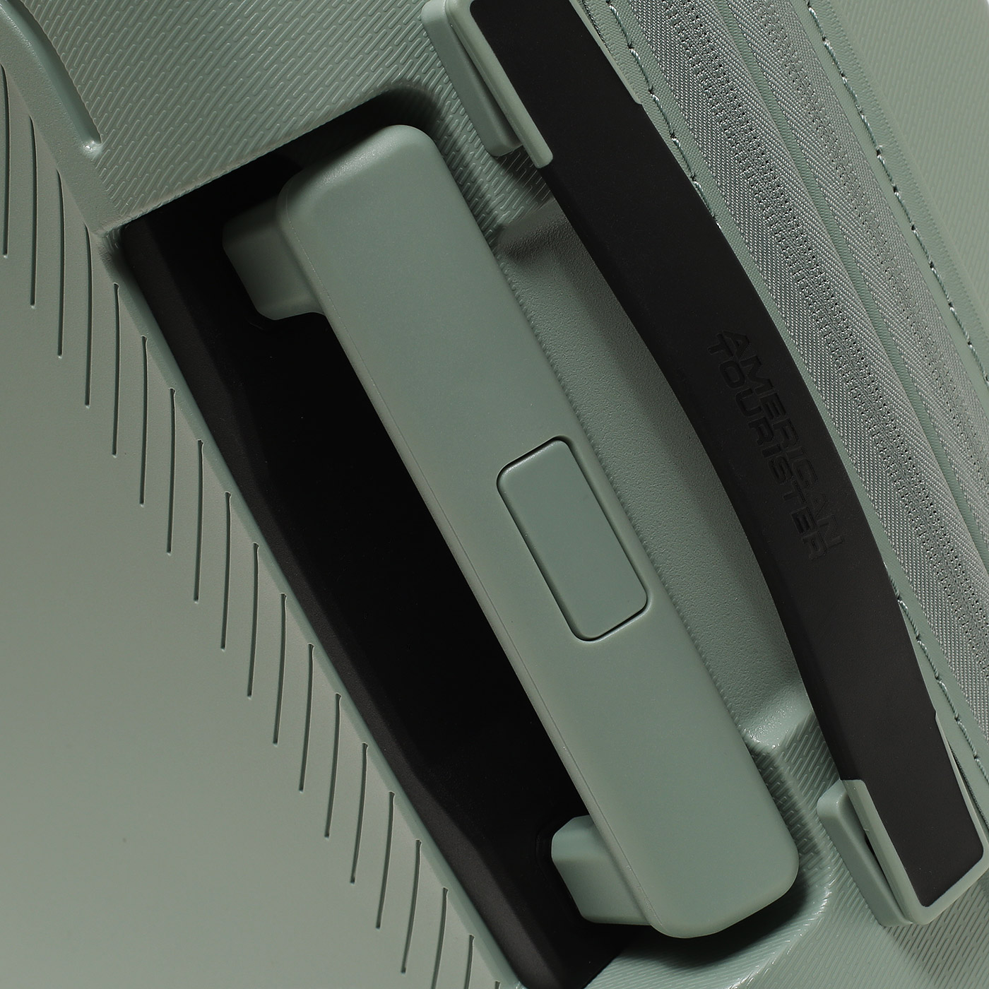 Чемодан для ручной клади  American Tourister Dashpop