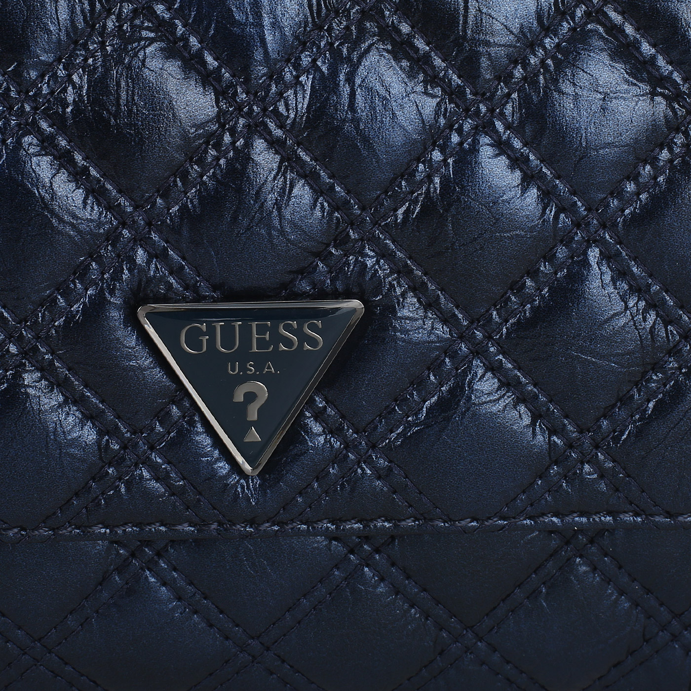 Сумка через плечо с цепочкой Guess Cessily