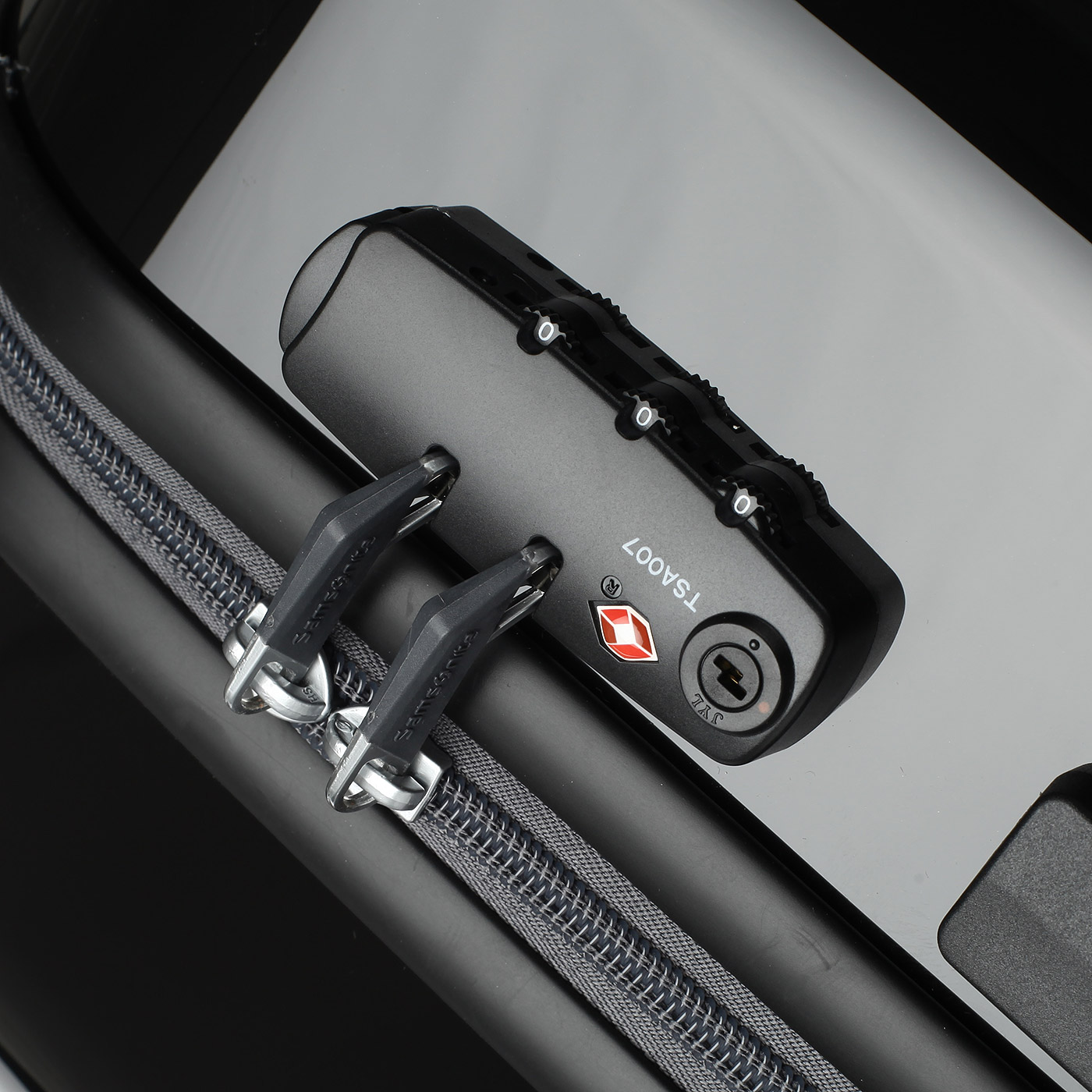 Чемодан 4х-колесный Samsonite Star Wars Ultimate