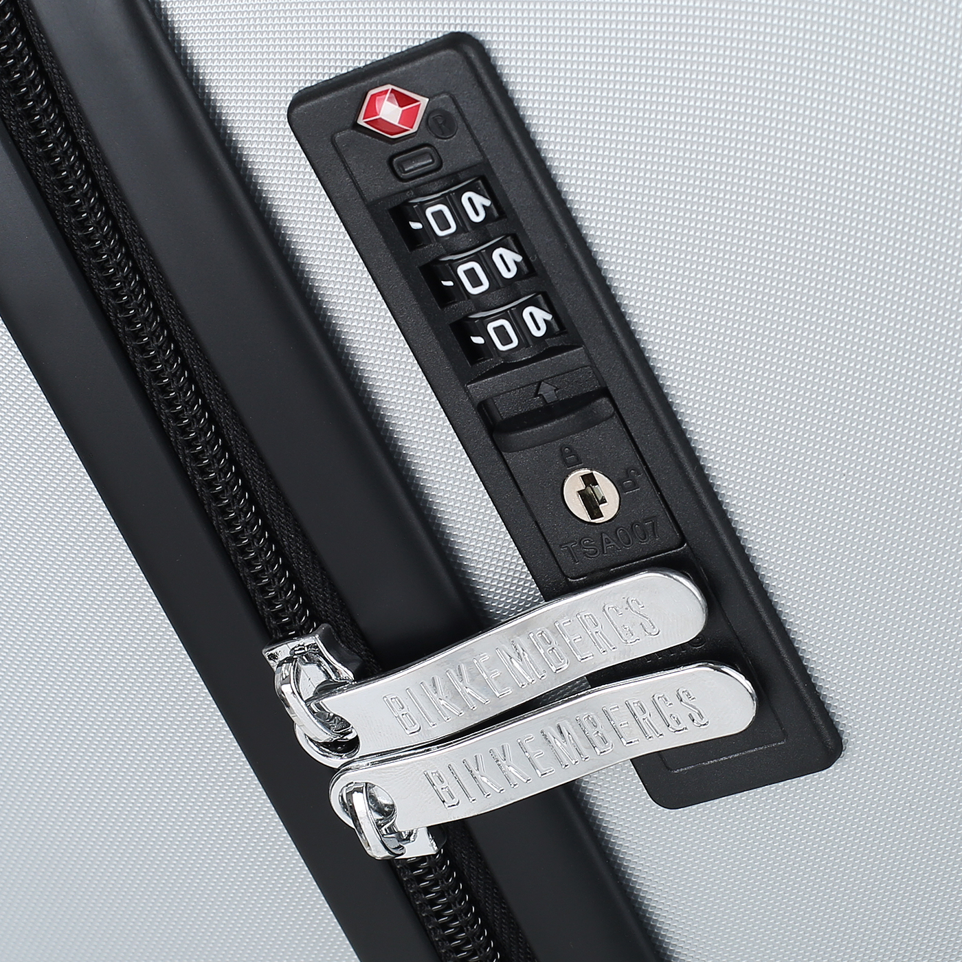 Чемодан средний M из ABS-пластика Bikkembergs Yugine