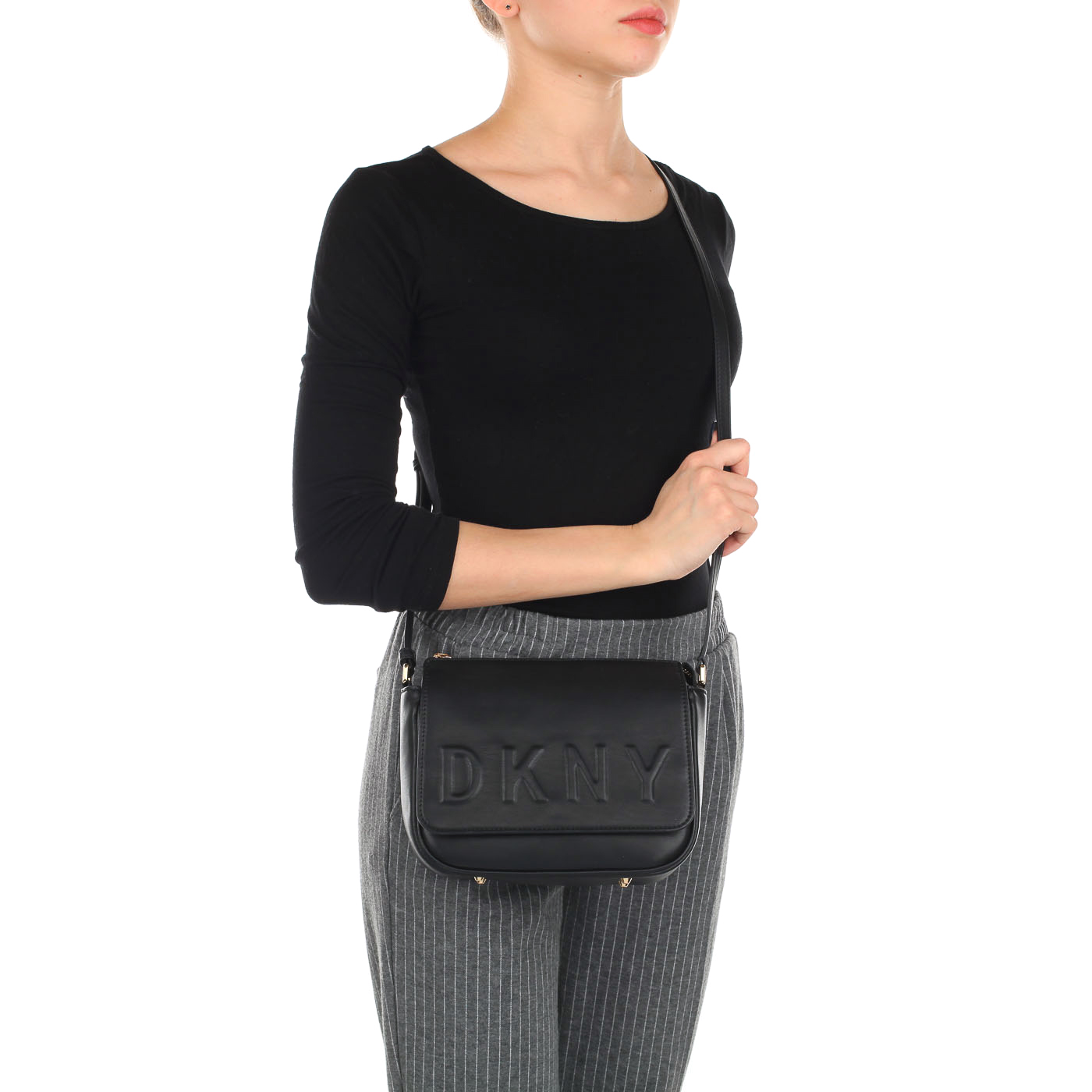 Женская черная сумка DKNY Debossed Logo
