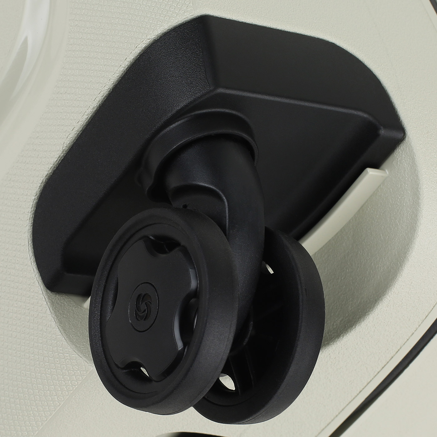 Чемодан для ручной клади из полипропилена Samsonite Essens