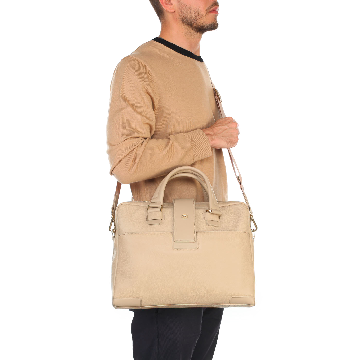 Мужская бежевая деловая сумка из натуральной кожи Piquadro Ili