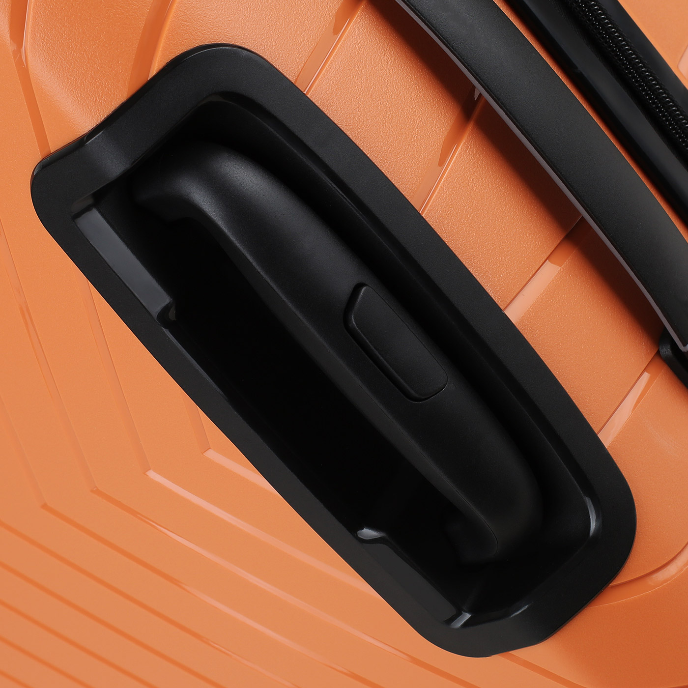 Чемодан большой L из полипропилена Eberhart Allure