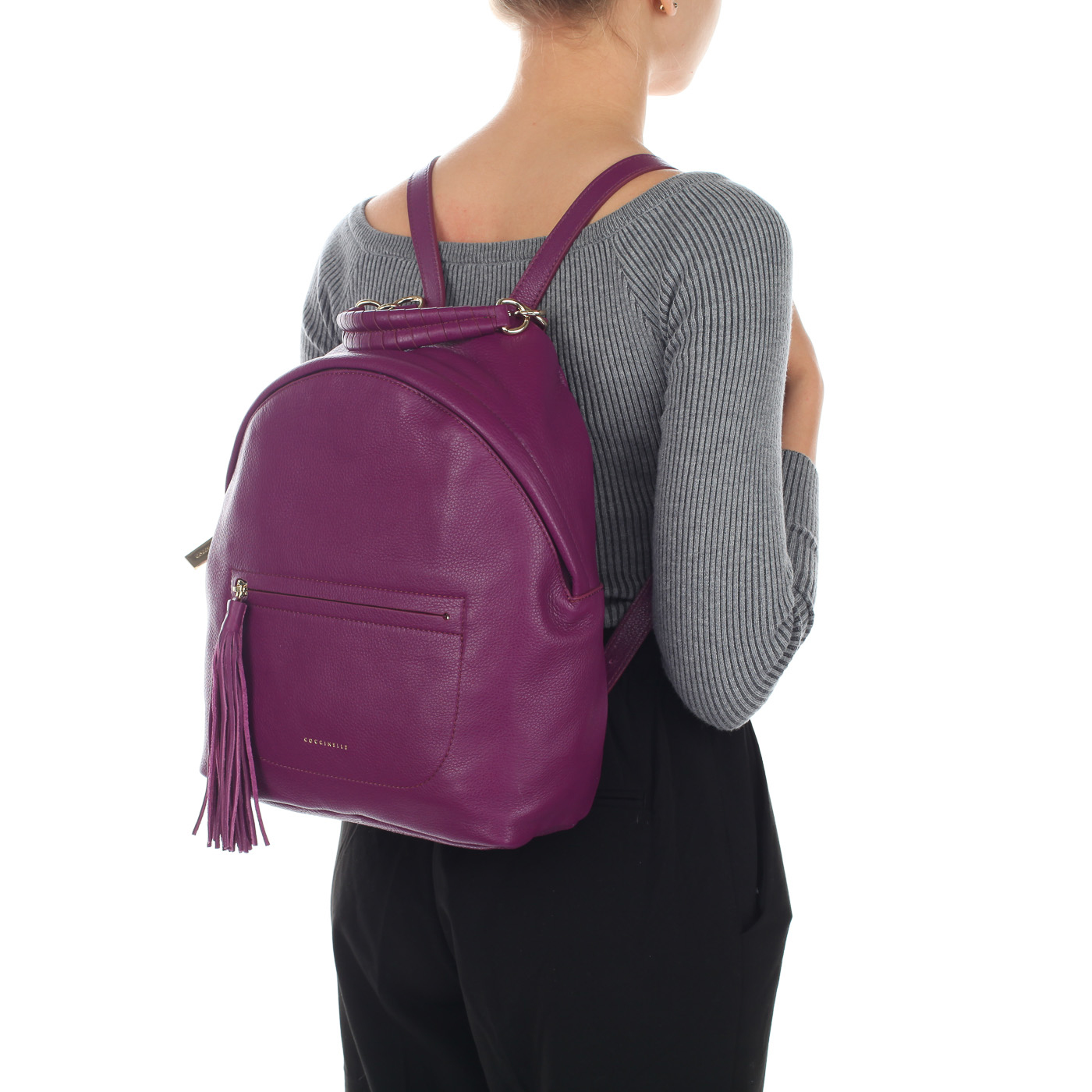 Женский фиолетовый рюкзак из натуральной кожи Coccinelle Leonie