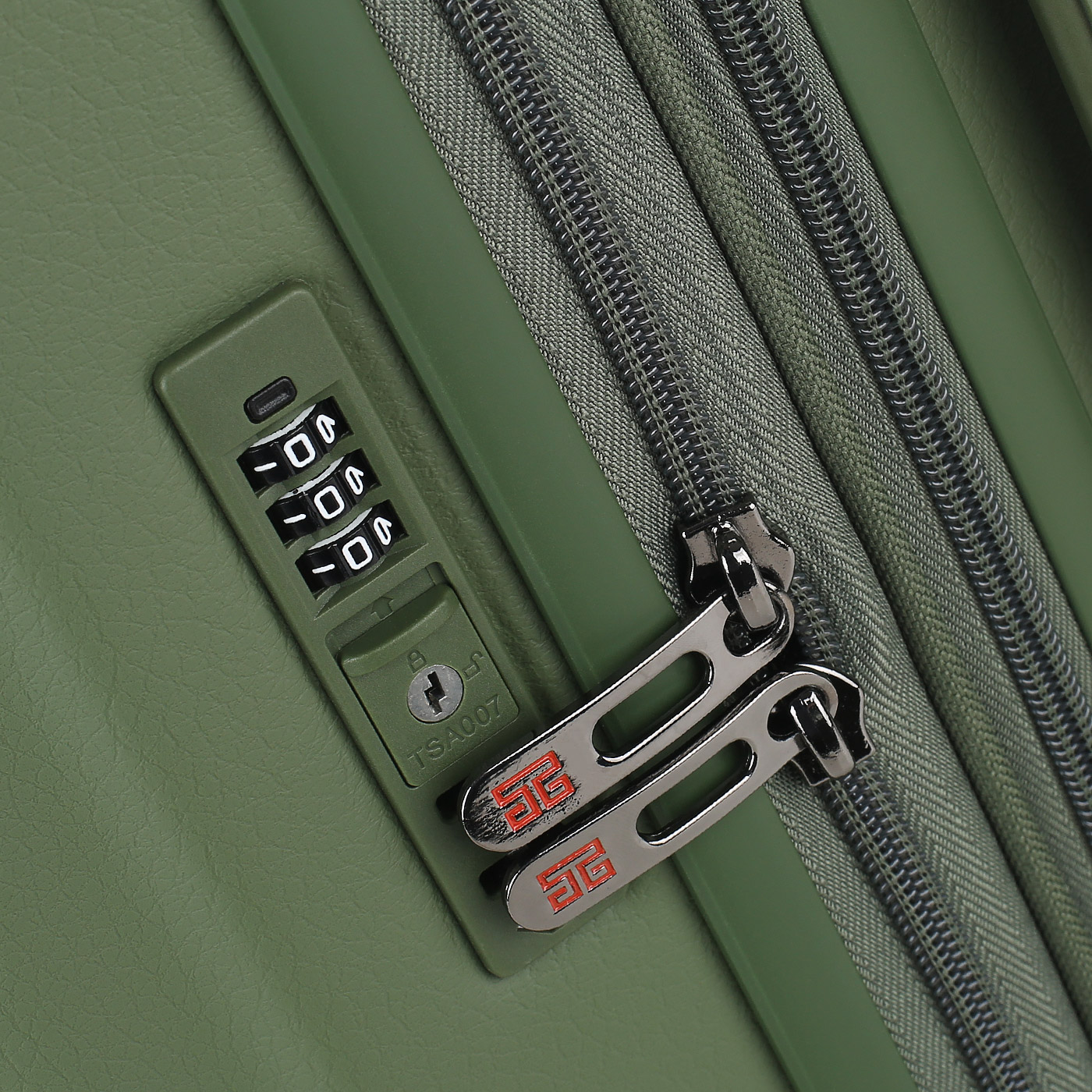 Чемодан средний M из поликарбоната Eberhart Riviera