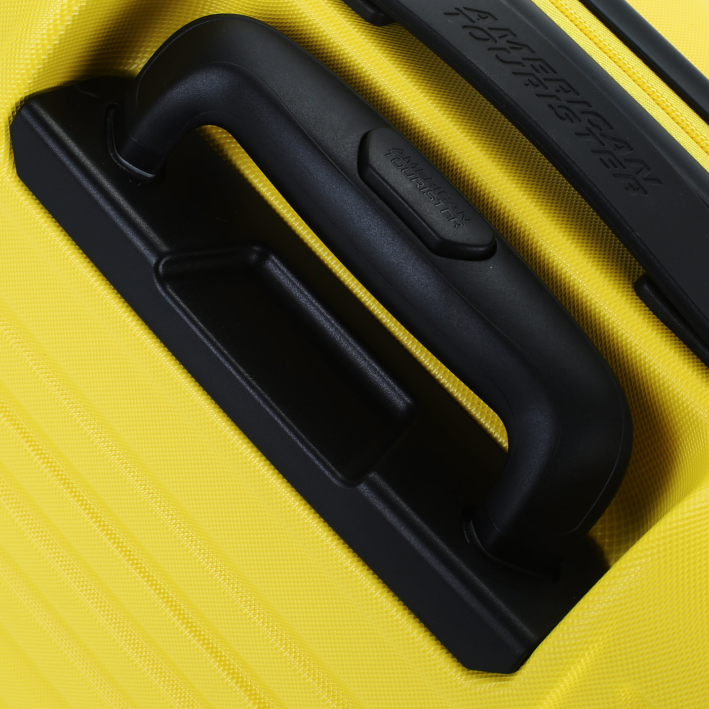 Чемодан для ручной клади из ABS-пластика с кодовым замком American Tourister Aero Racer