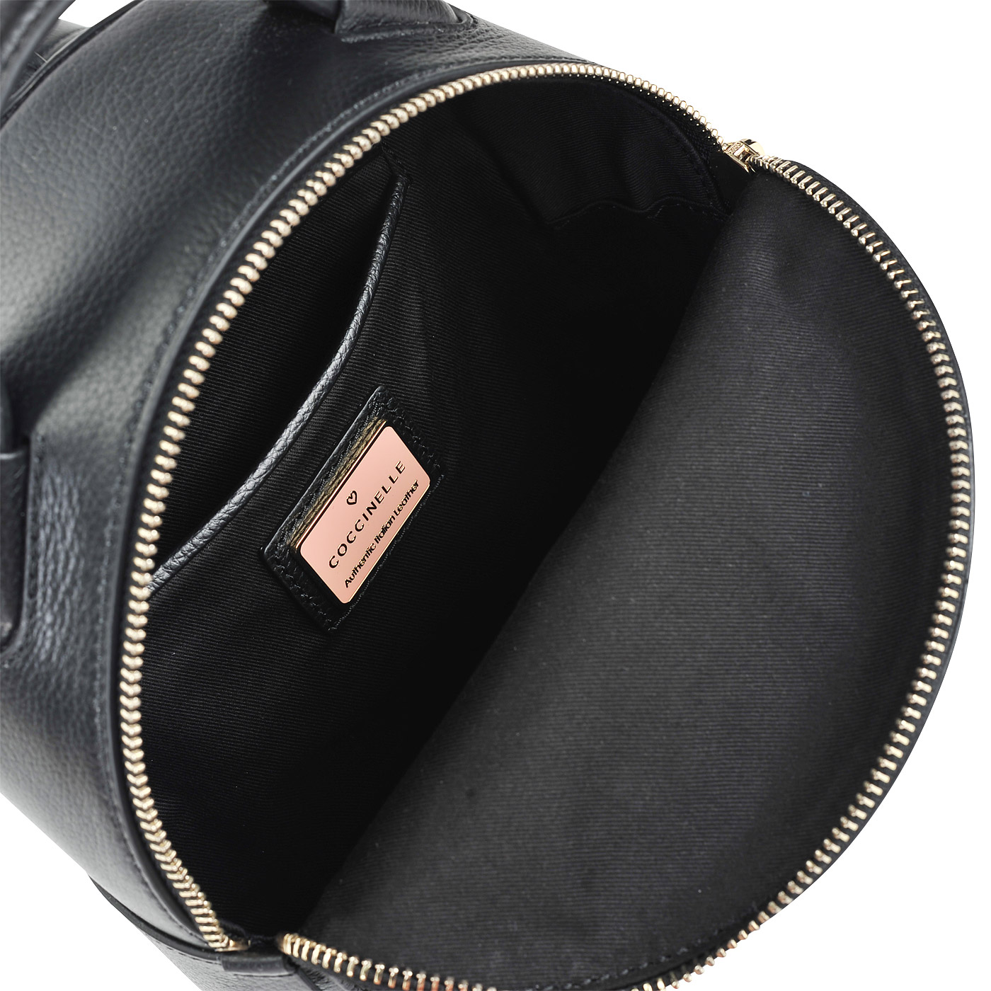 Маленький женский рюкзак из натуральной кожи Coccinelle Clementine soft