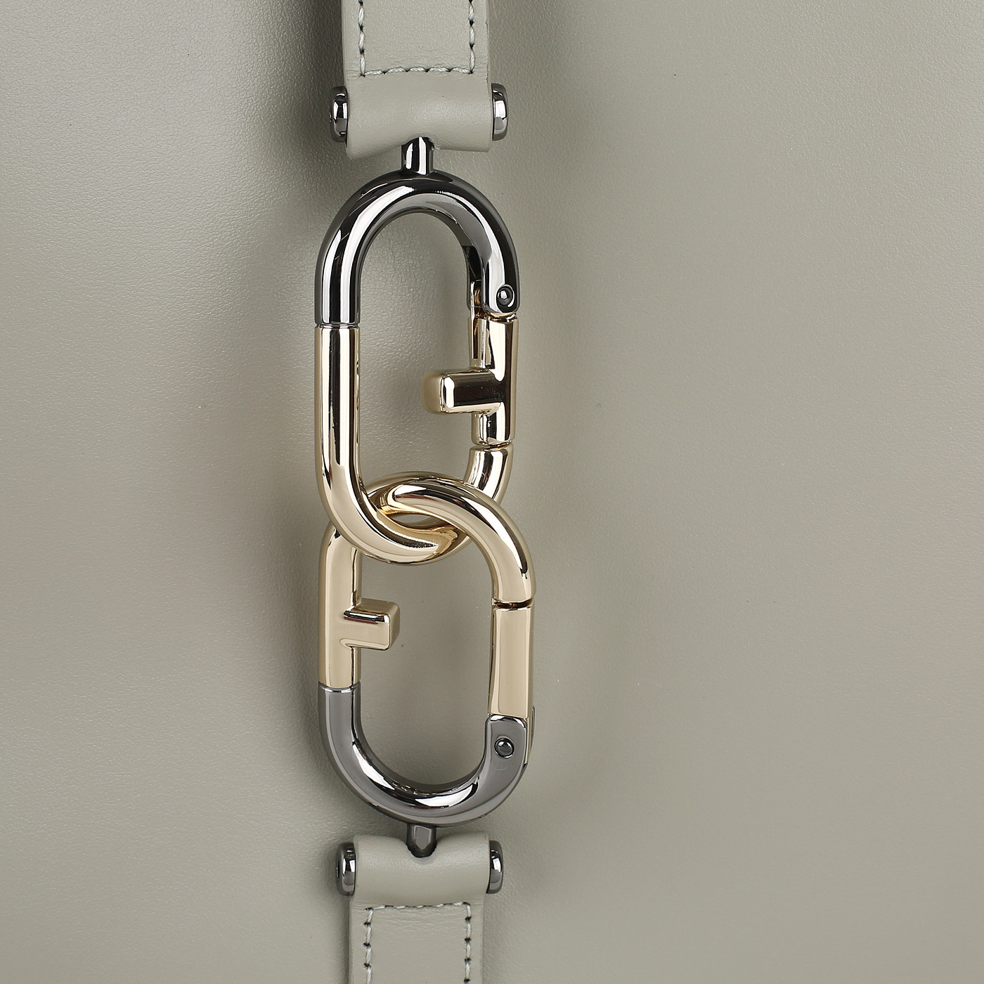 Сумка из гладкой кожи Furla Sirena