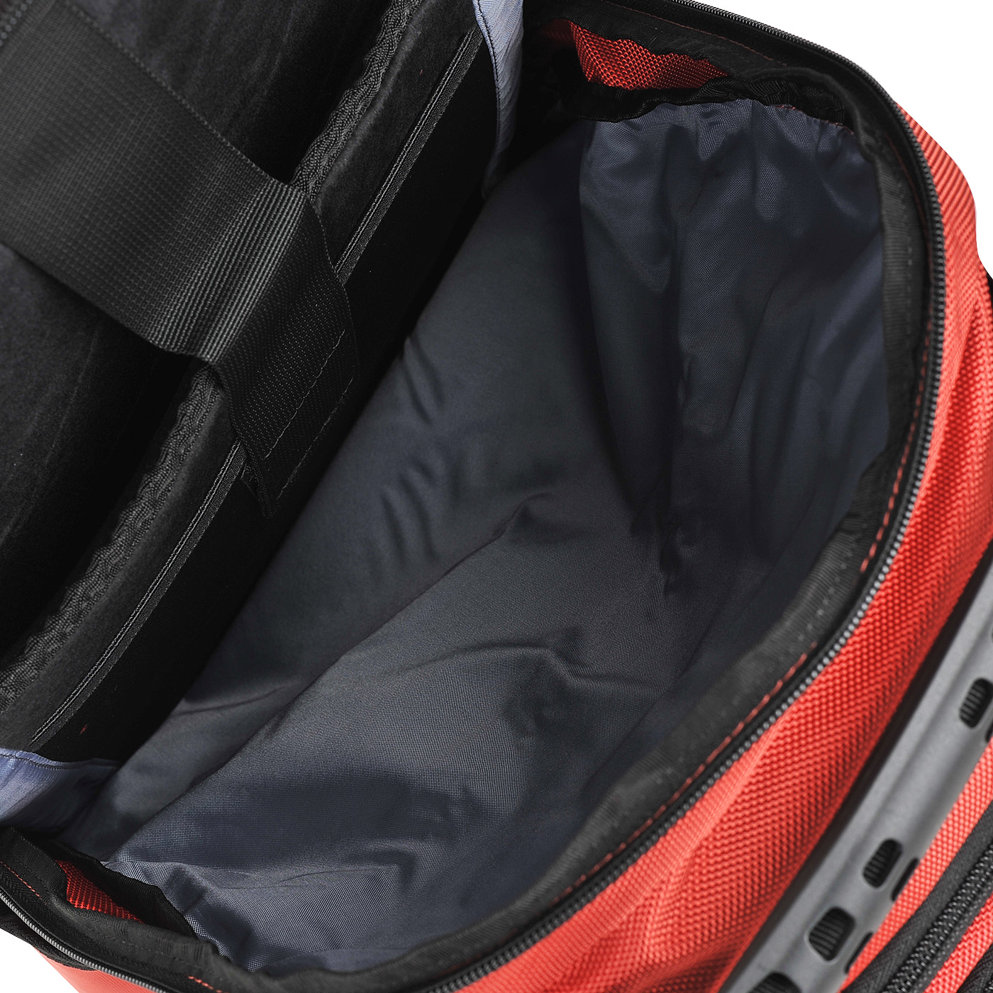 Вместительный тканевый рюкзак Victorinox VX Sport