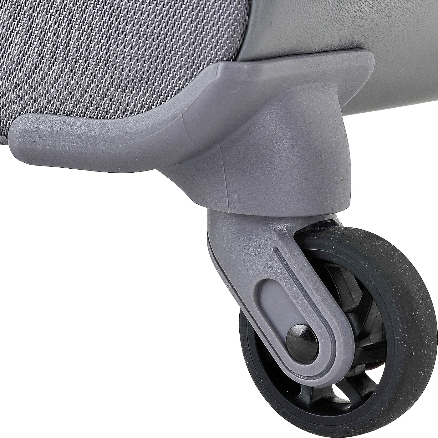 Чемодан на колесах Delsey Air Adventure soft