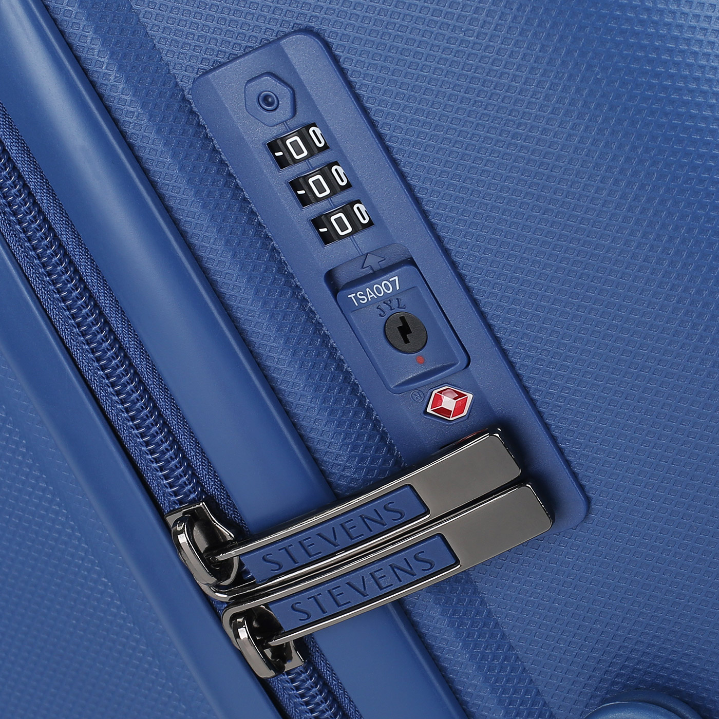 Чемодан большой L из полипропилена Stevens Iron