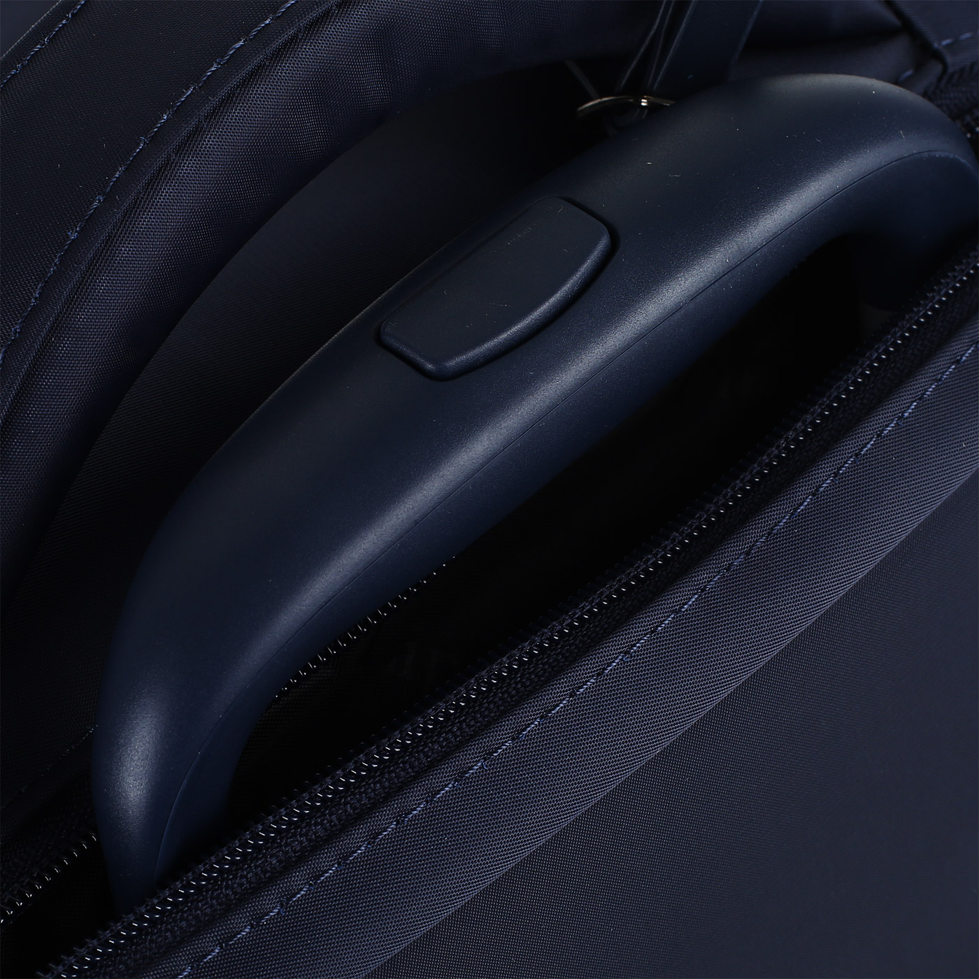 Бизнес-кейс Lipault Plume Business