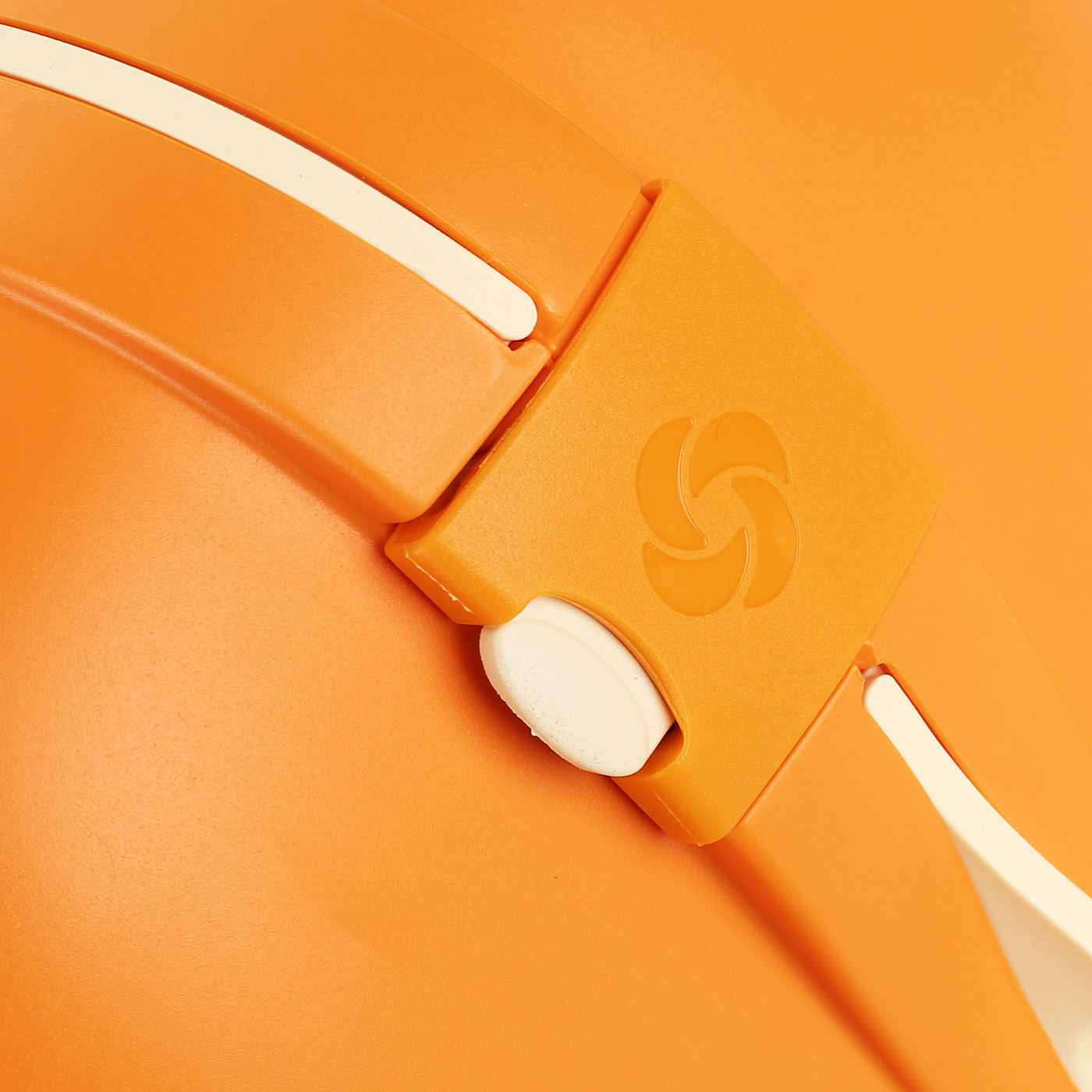 Детский чемодан-тележка Samsonite Dream Rider