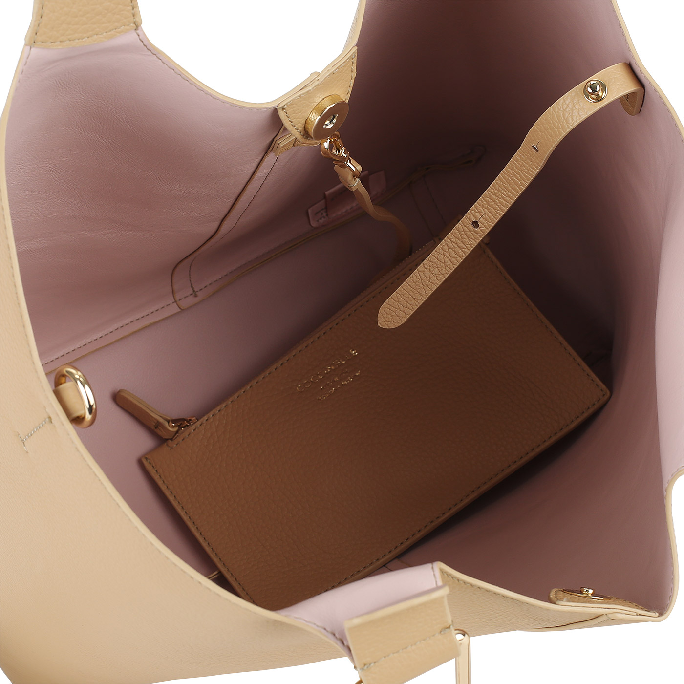 Кожаная сумка с косметичкой Coccinelle CoccinelleBrume