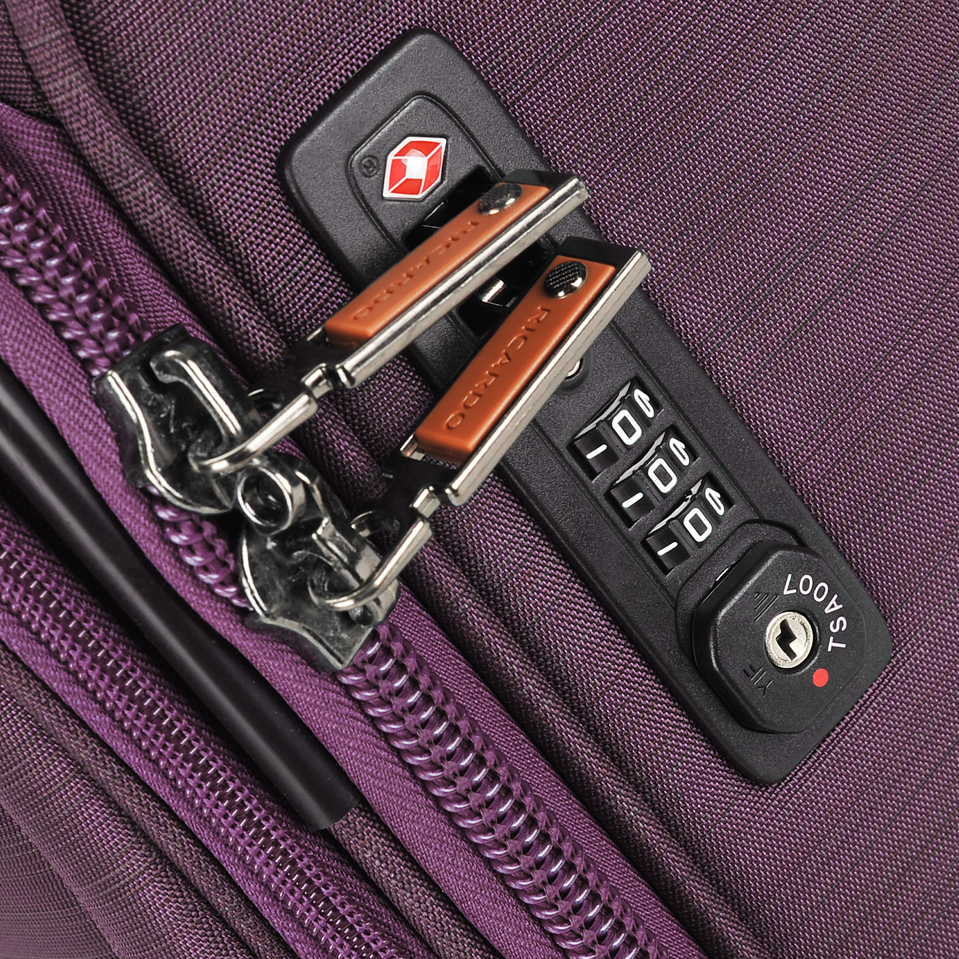 Чемодан маленький S тканевый с кодовым замком Ricardo Beverly Hills San Marcos