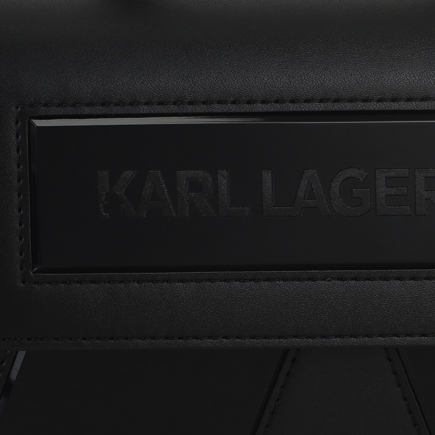 Сумка с плечевым ремешком Karl Lagerfeld Essential