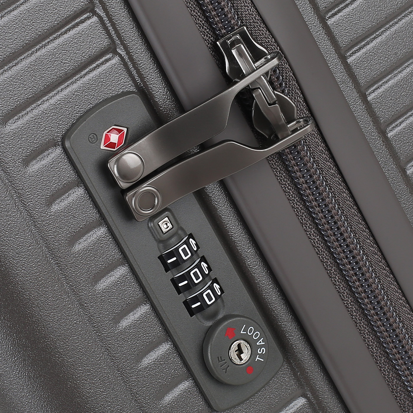 Чемодан маленький S из поликарбоната Echolac Shogun