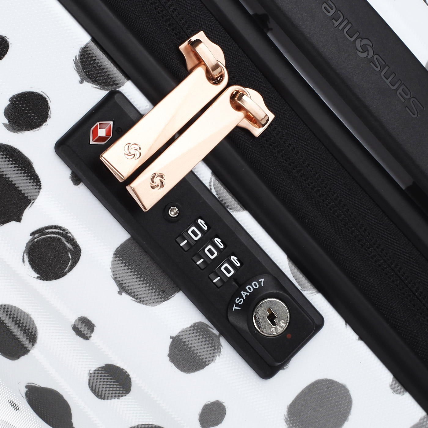 Чемодан для ручной клади из поликарбоната Samsonite Disney Forever