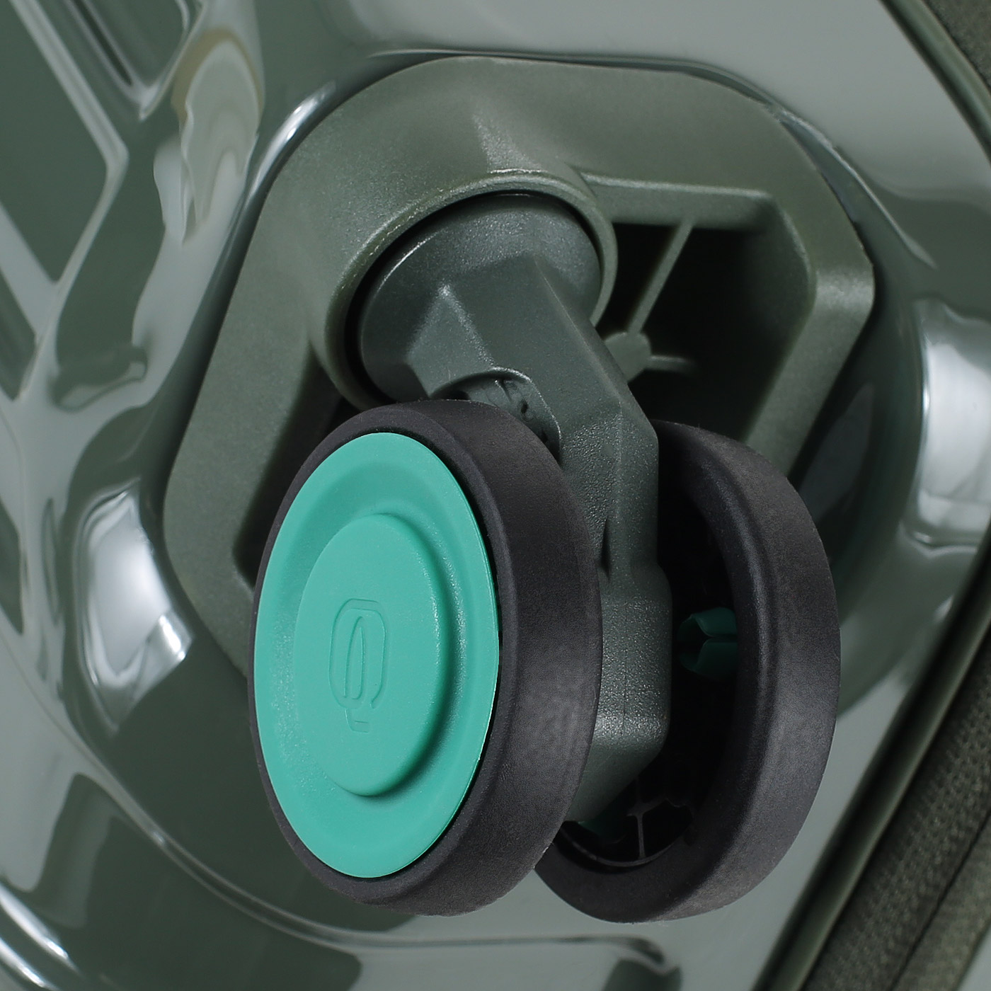 Чемодан на колесах Piquadro PQ Light