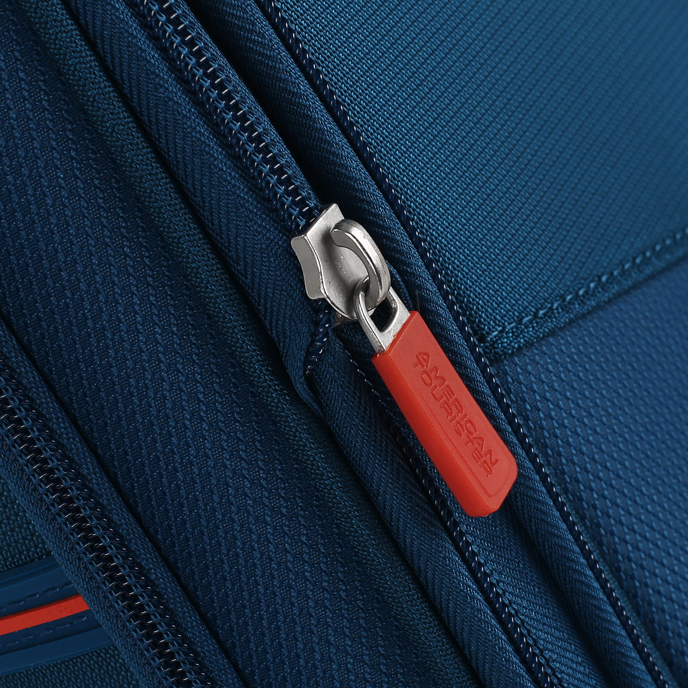 Чемодан American Tourister Crosstrack