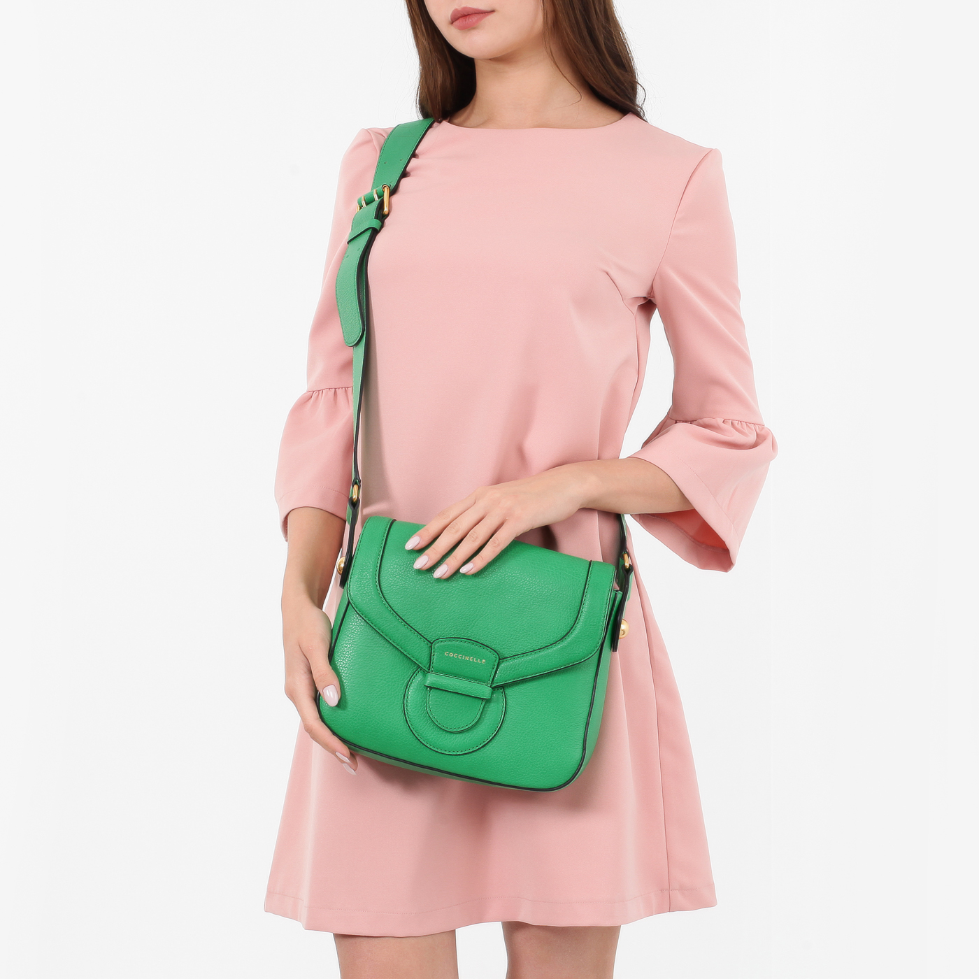 Зеленая сумка Coccinelle Vega