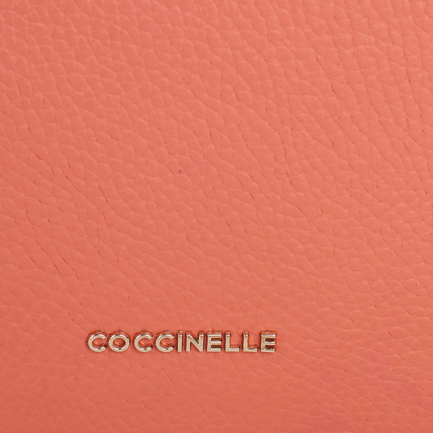 Кожаная сумка через плечо Coccinelle Lea