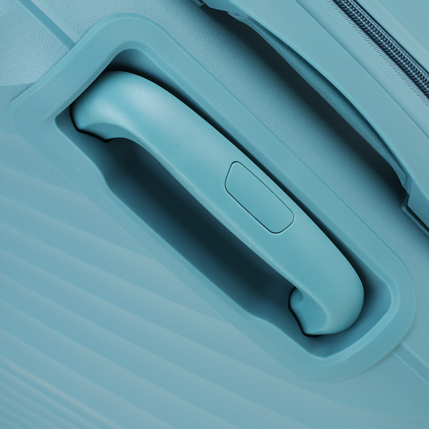 Чемодан средний M из полипропилена Stevens Waves