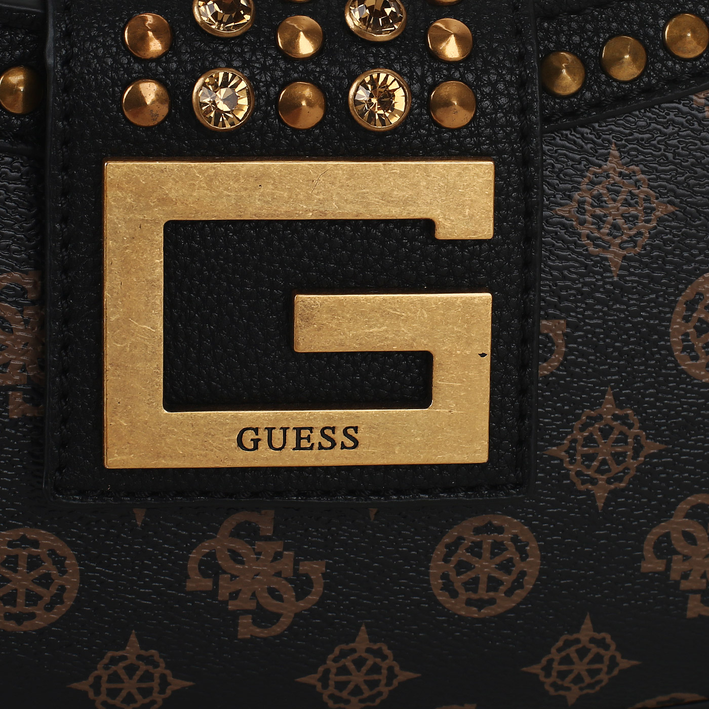 Сумка с клёпками Guess Bling