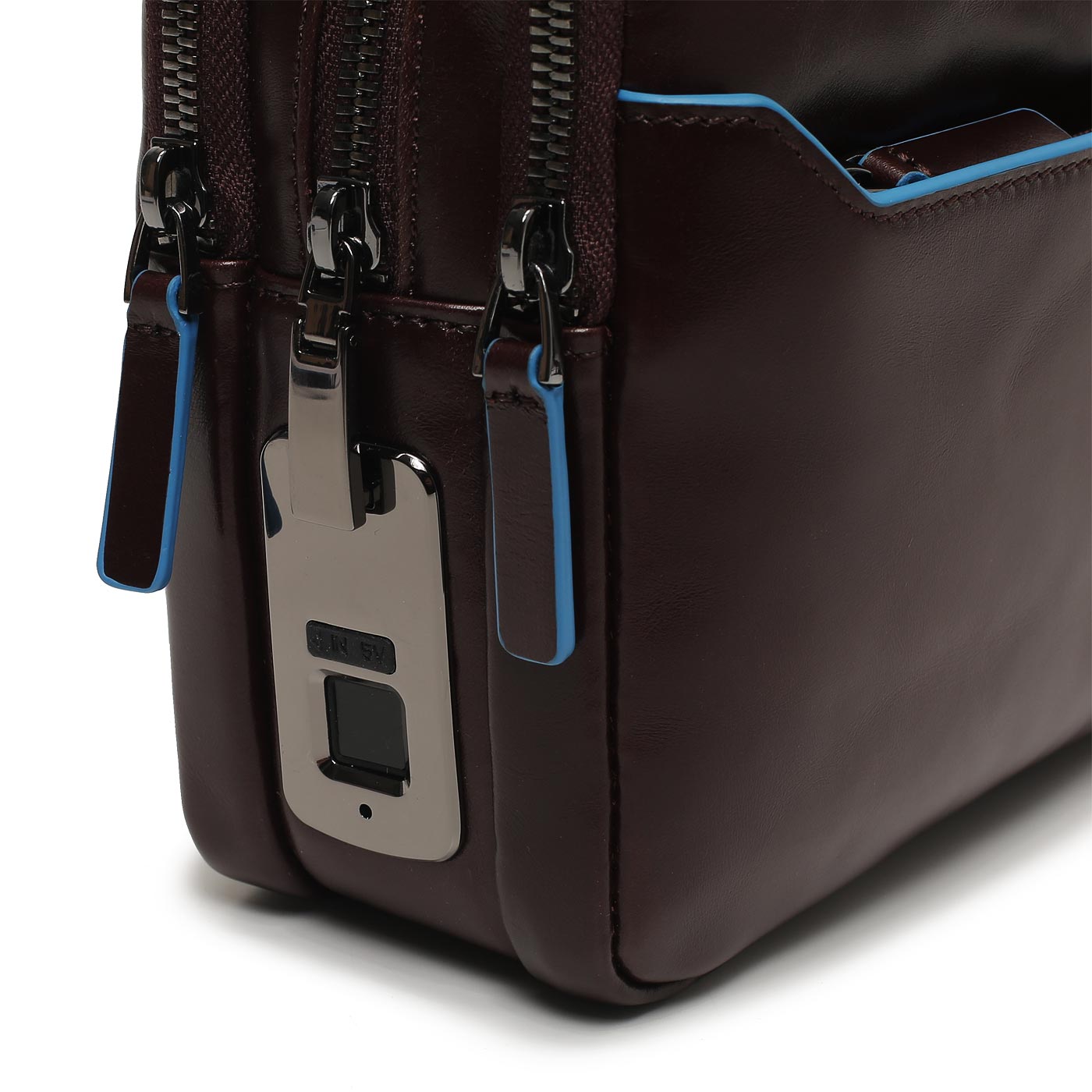 Кожаная визитка с умным замком Piquadro Blue square