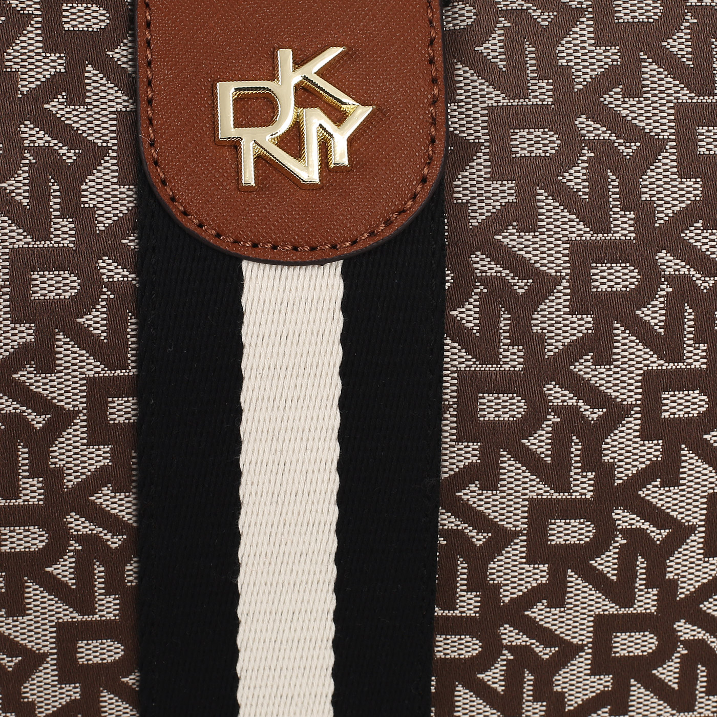 Сумка на молнии DKNY Carol