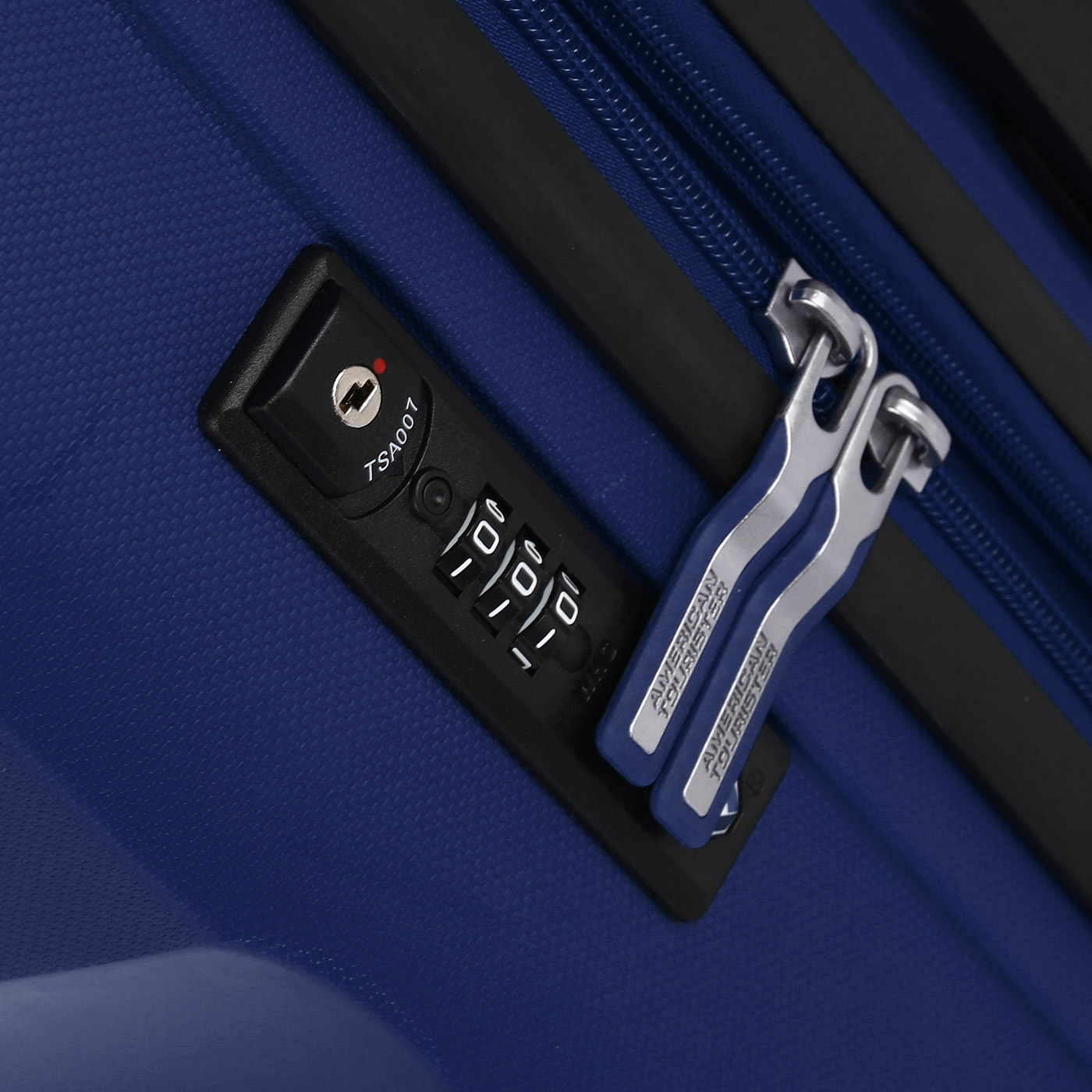 Чемодан American Tourister Bon Air